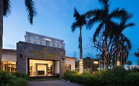 Ninh Binh Hidden Charm Hotel&Resort